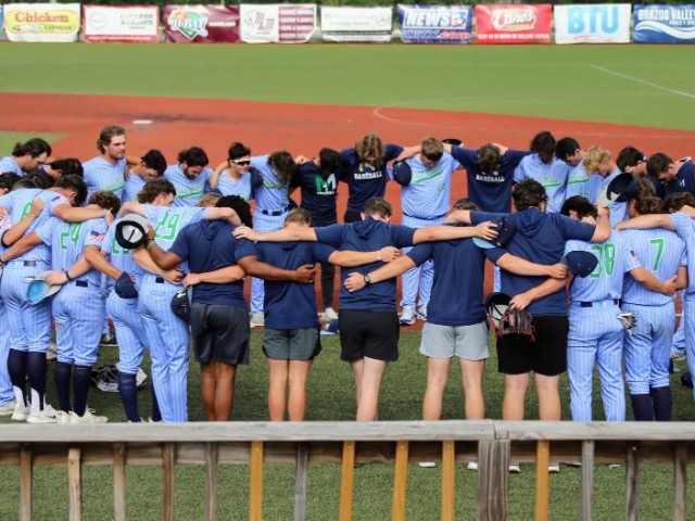 Millers Remain Undefeted in Conference Play 